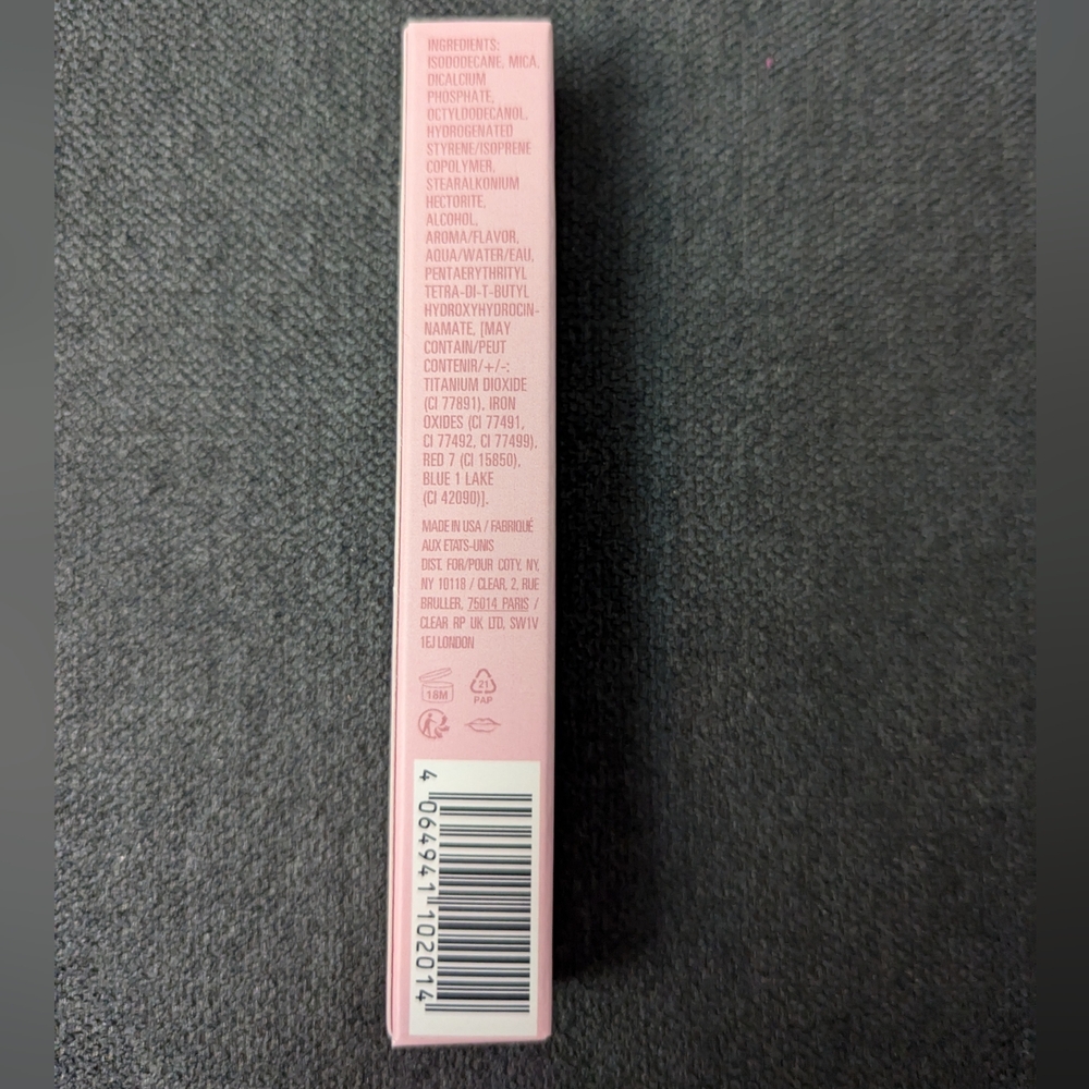 Kylie Cosmetics Matte Liquid Lipstick in Another Day, Another Nude - Picture 8 of 10